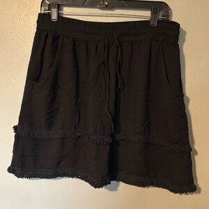 G black skirt with pockets large